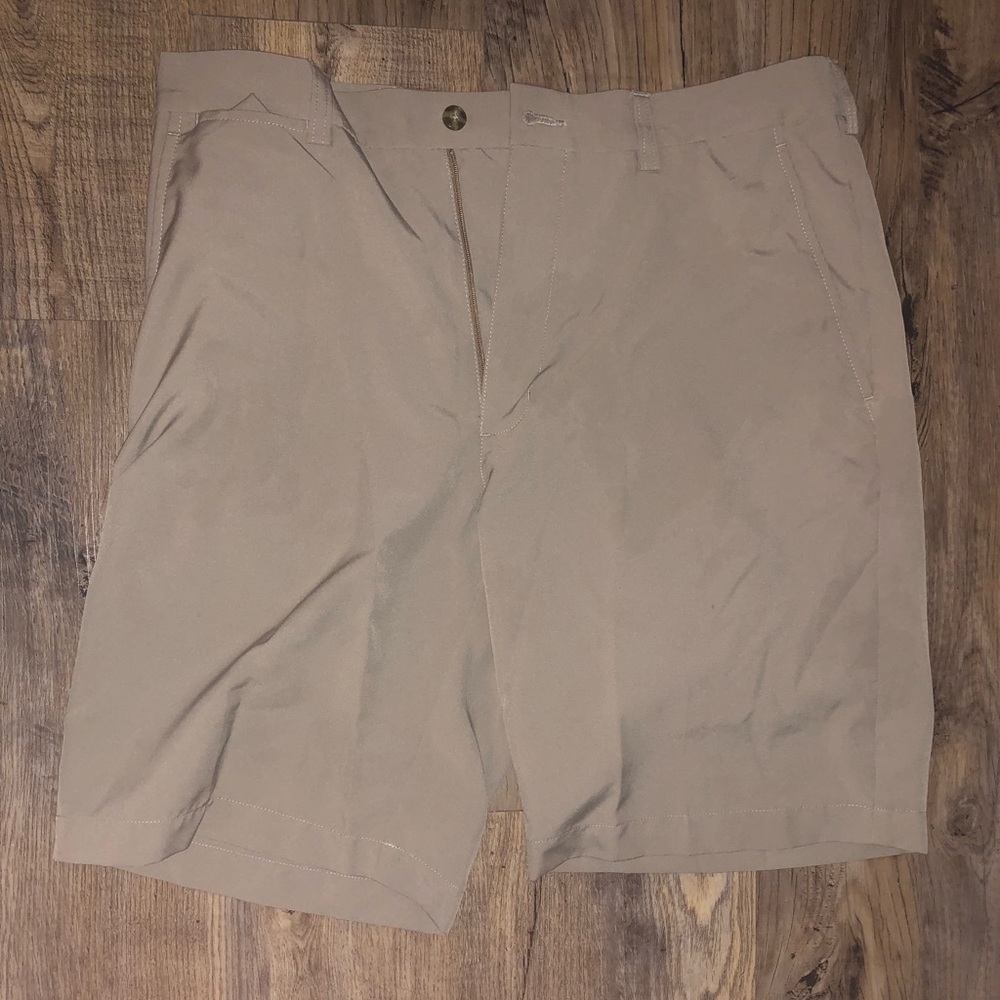 Golf shorts